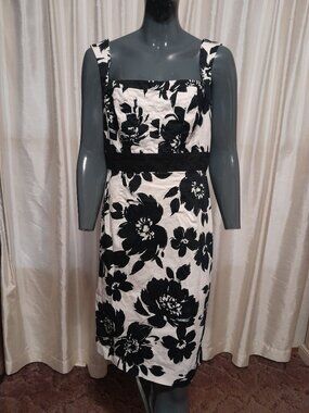 White House Black Market - B&W Floral Sleeveless Sundress Women's Size 12